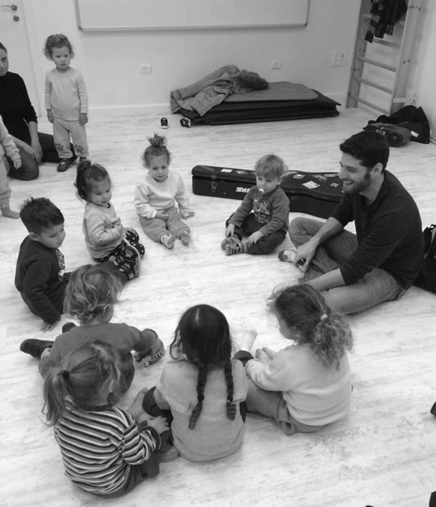 cours-de-chant-ou-de-musique-teaching-kids